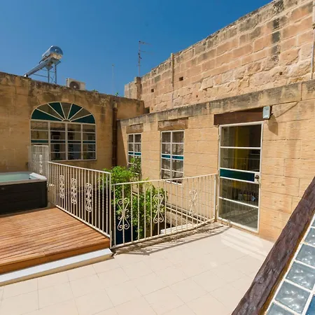 Tal Fenka * Tarxien